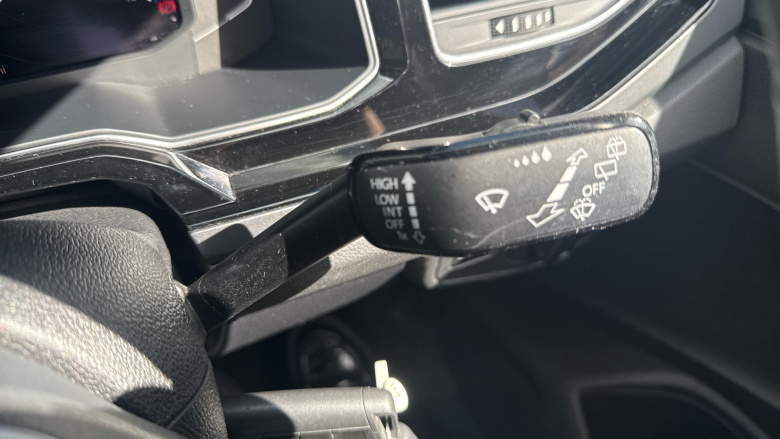 Volkswagen Polo 1.0 TSI R-Line 5dr Petrol Hatchback